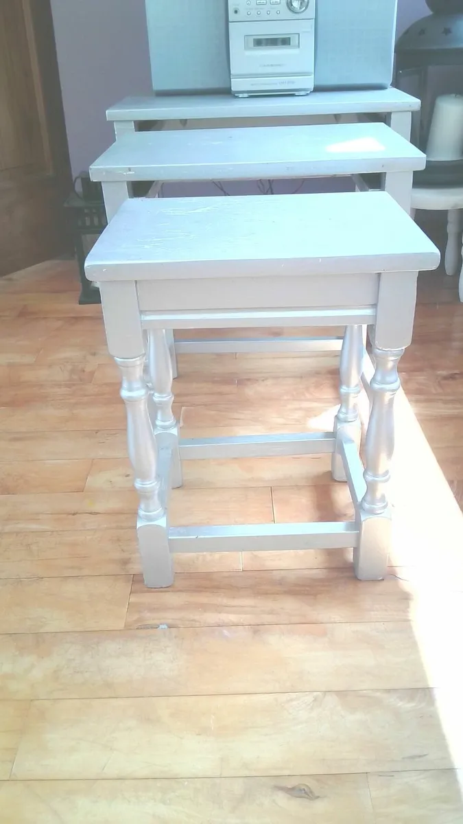 Nest of tables - Silver - reduced to sell - Image 4