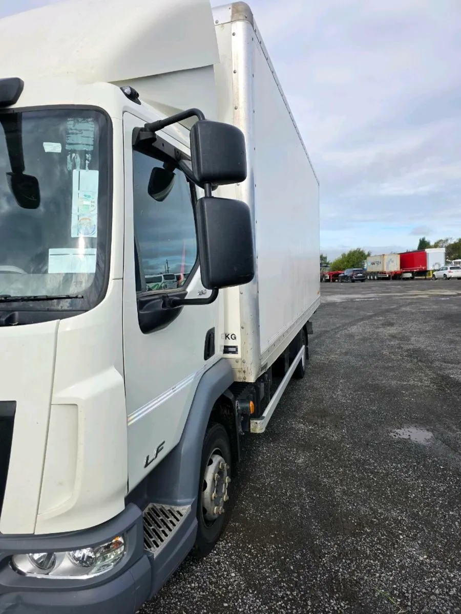 2022 Daf LF 180 12 tonne - Image 4