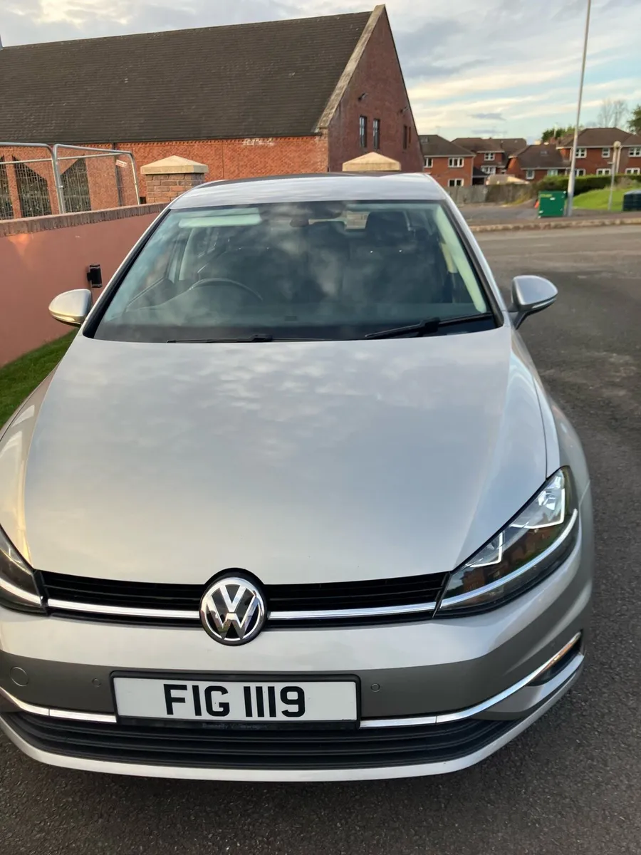 Volkswagen  Golf 1.5 - Image 2