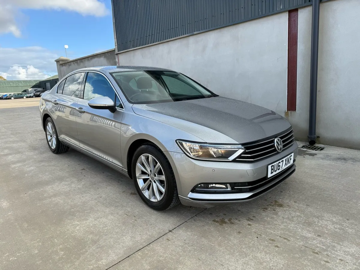 2017 Passat business edition DSG AUTO - Image 2