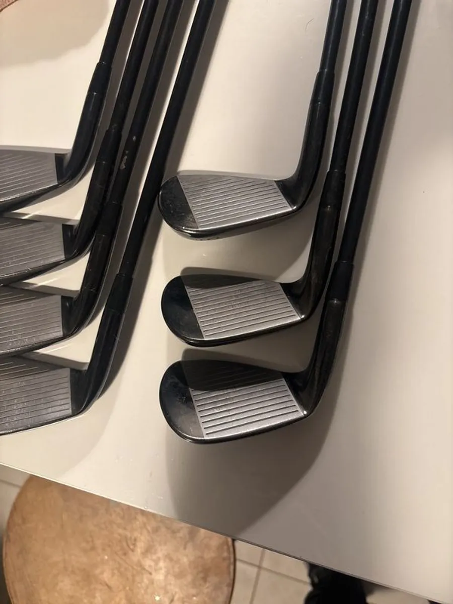 Mizuno pro 225 5-gap wedge stiff shaft - Image 3