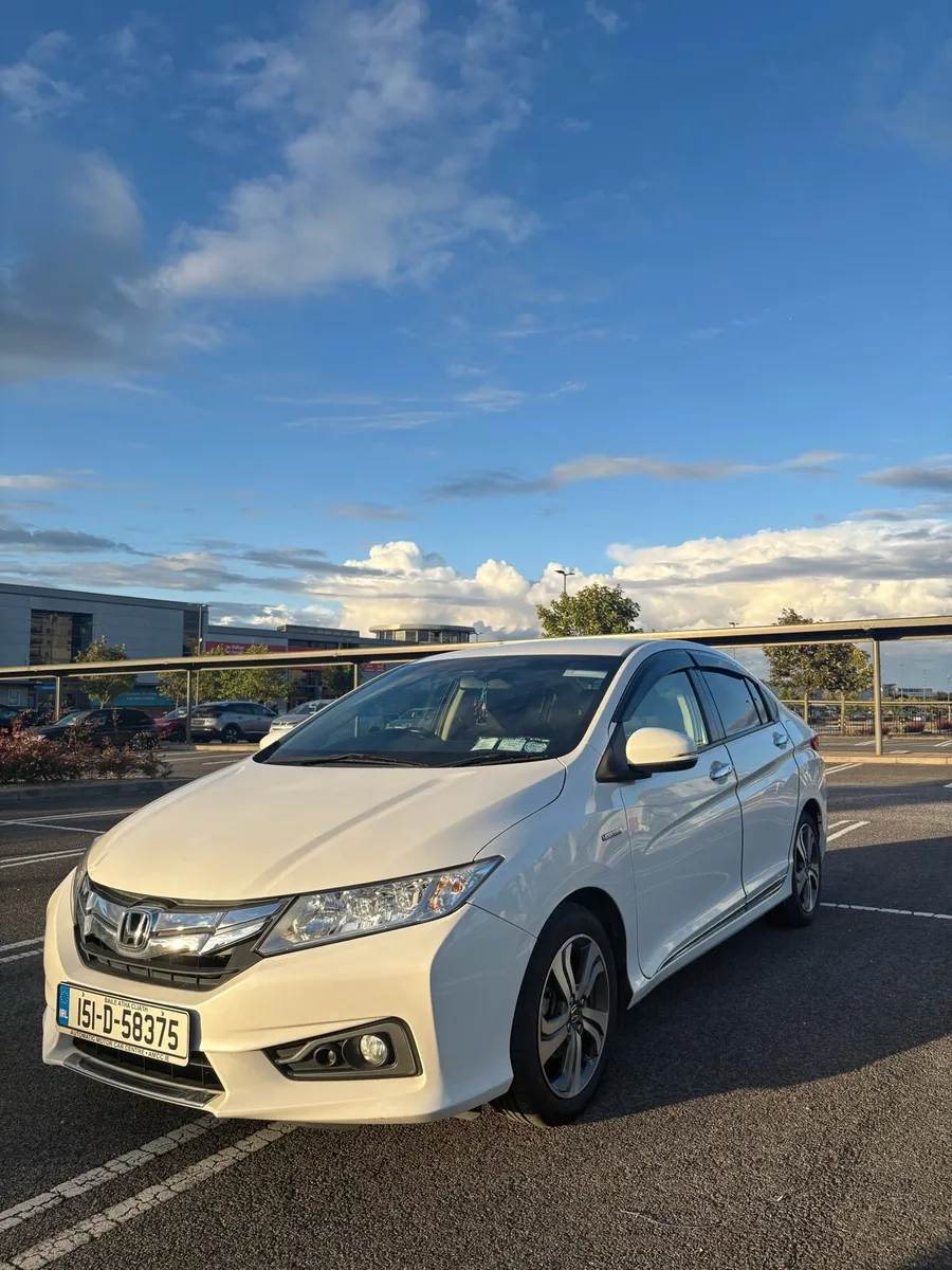 Honda Grace 2015 - Image 1