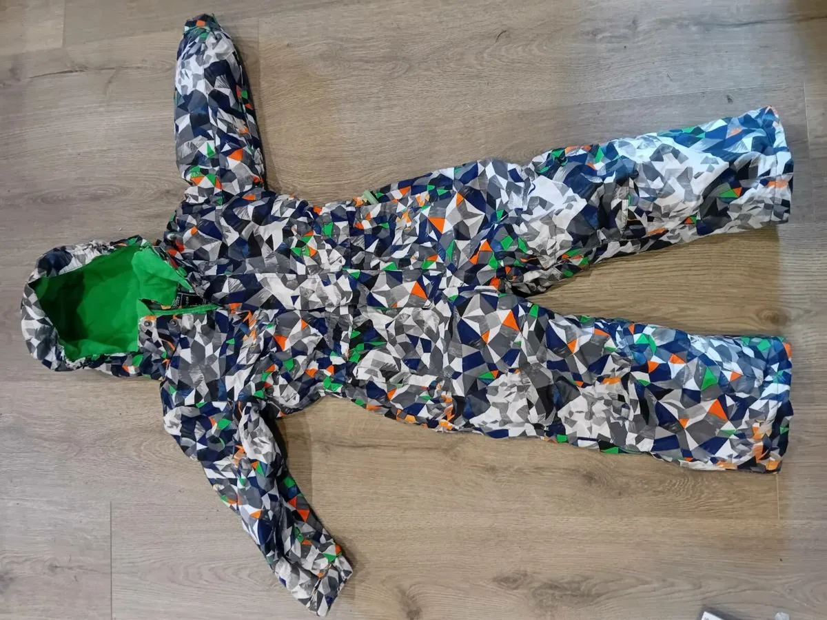 Ski gear - Image 1