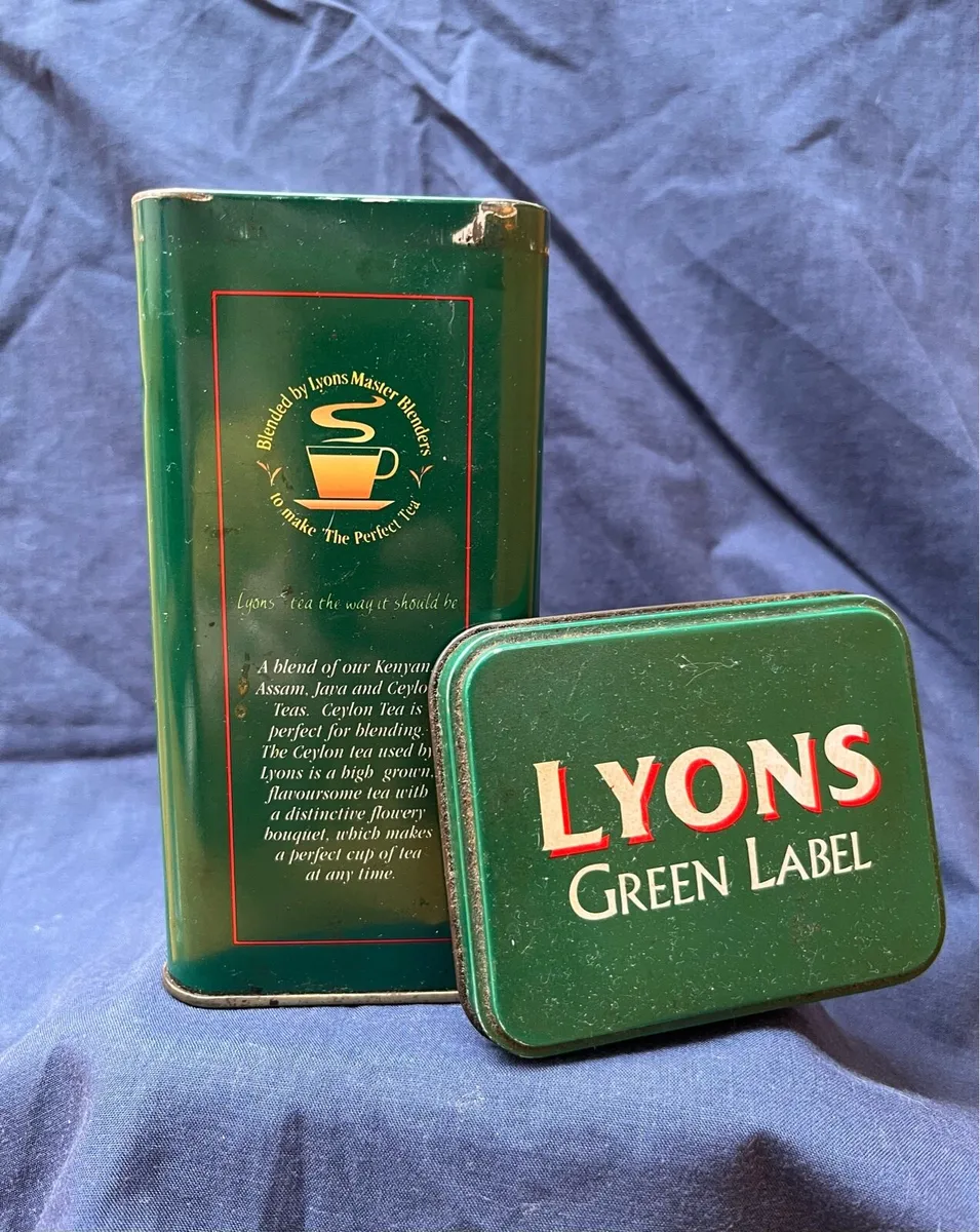Lyon’s tea tin - Image 2
