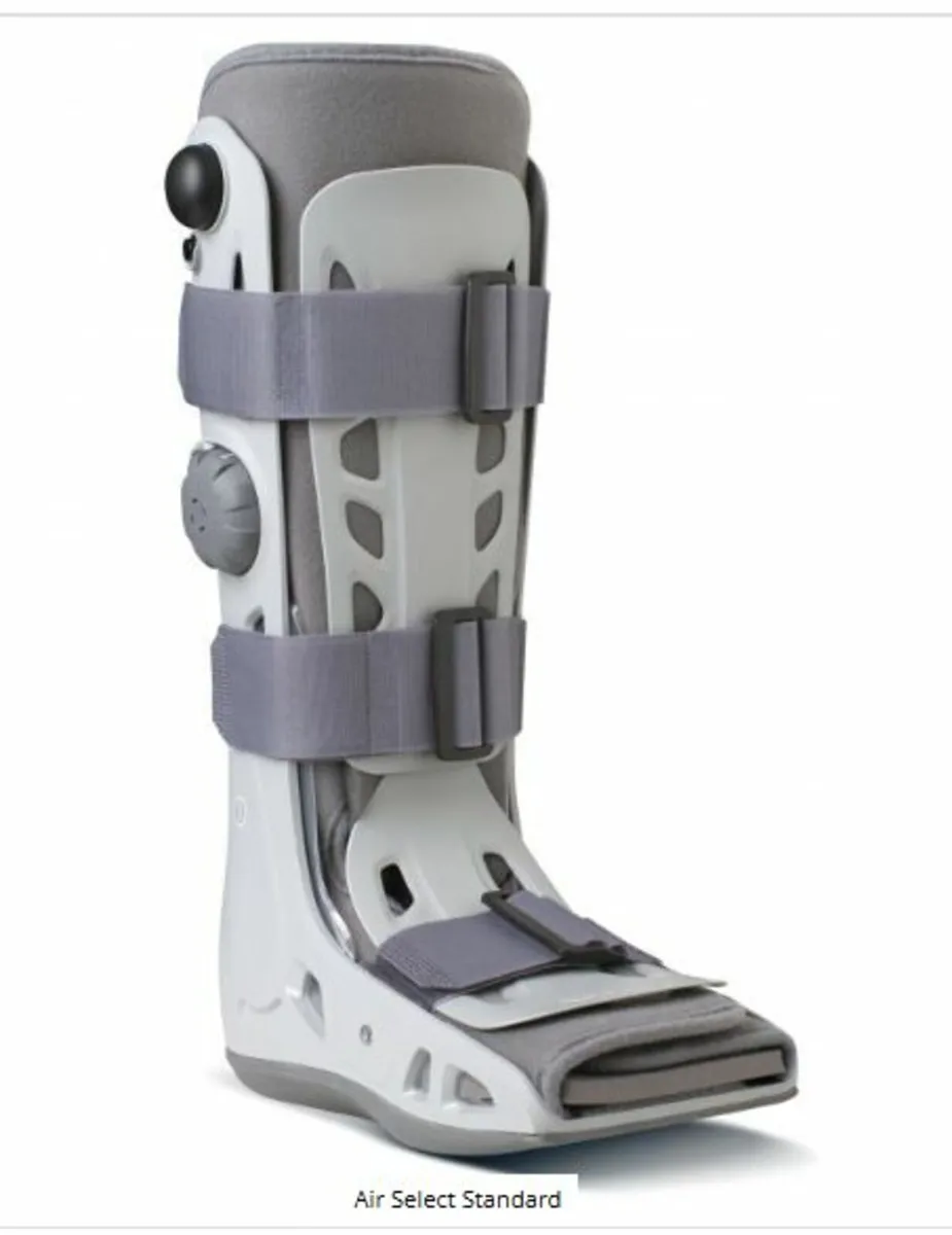 Air Select Standard Orthopaedic Boot - Image 2