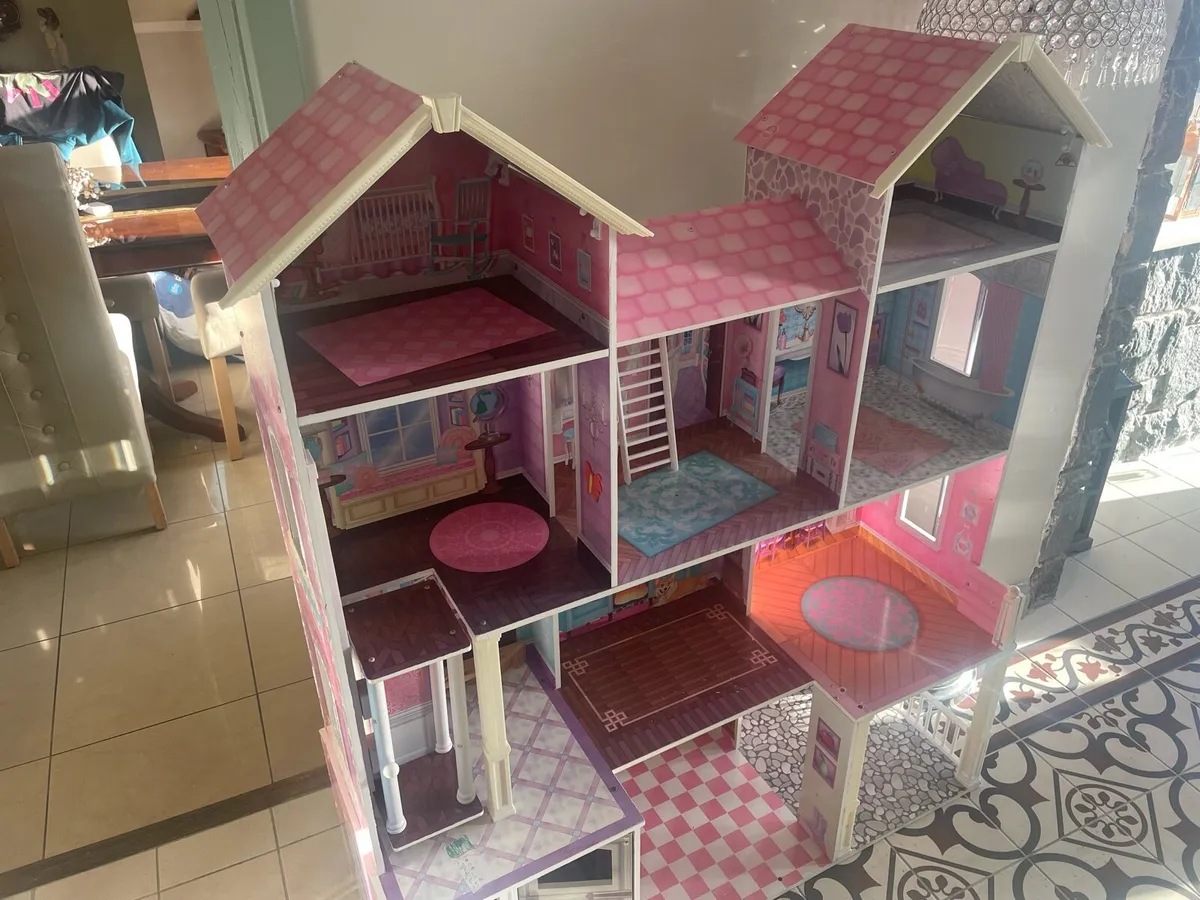 Dolls House - Image 2