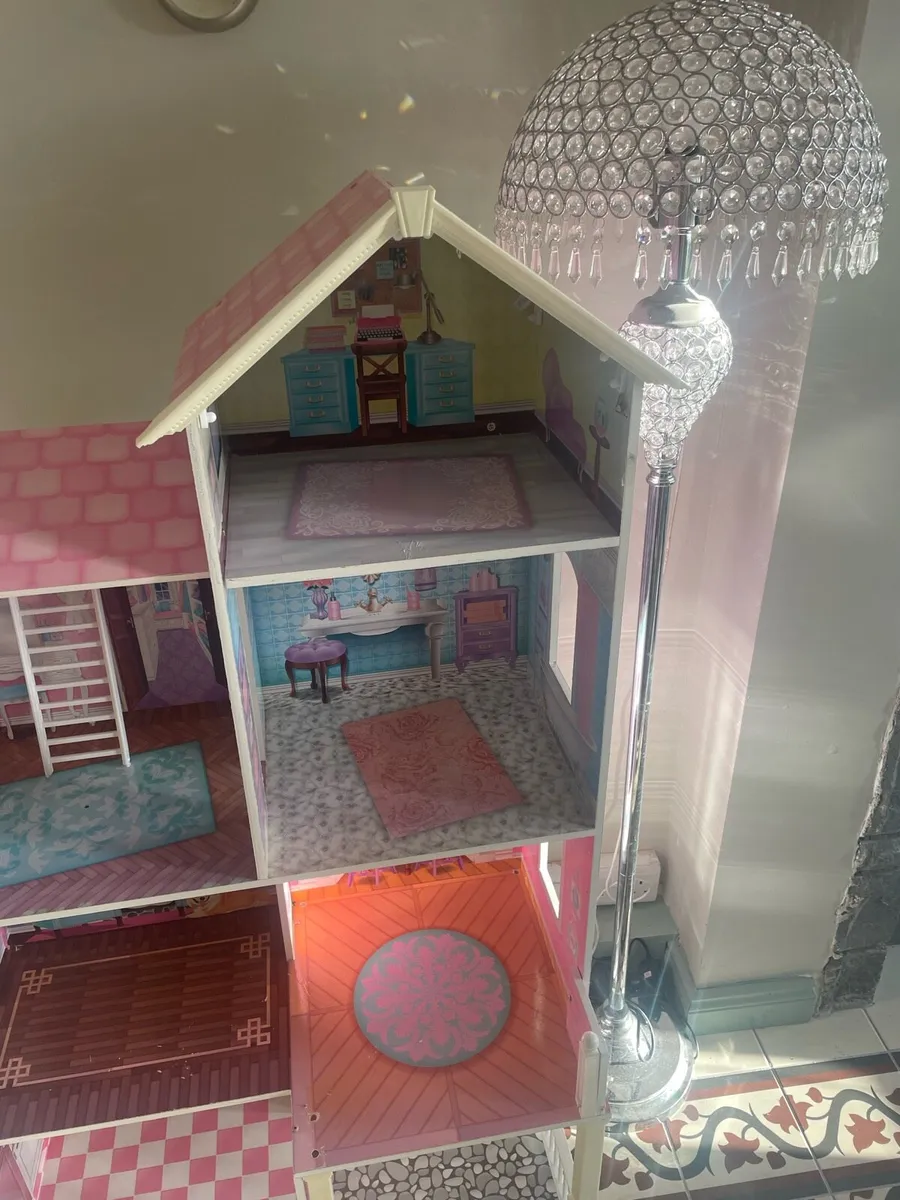 Dolls House - Image 4