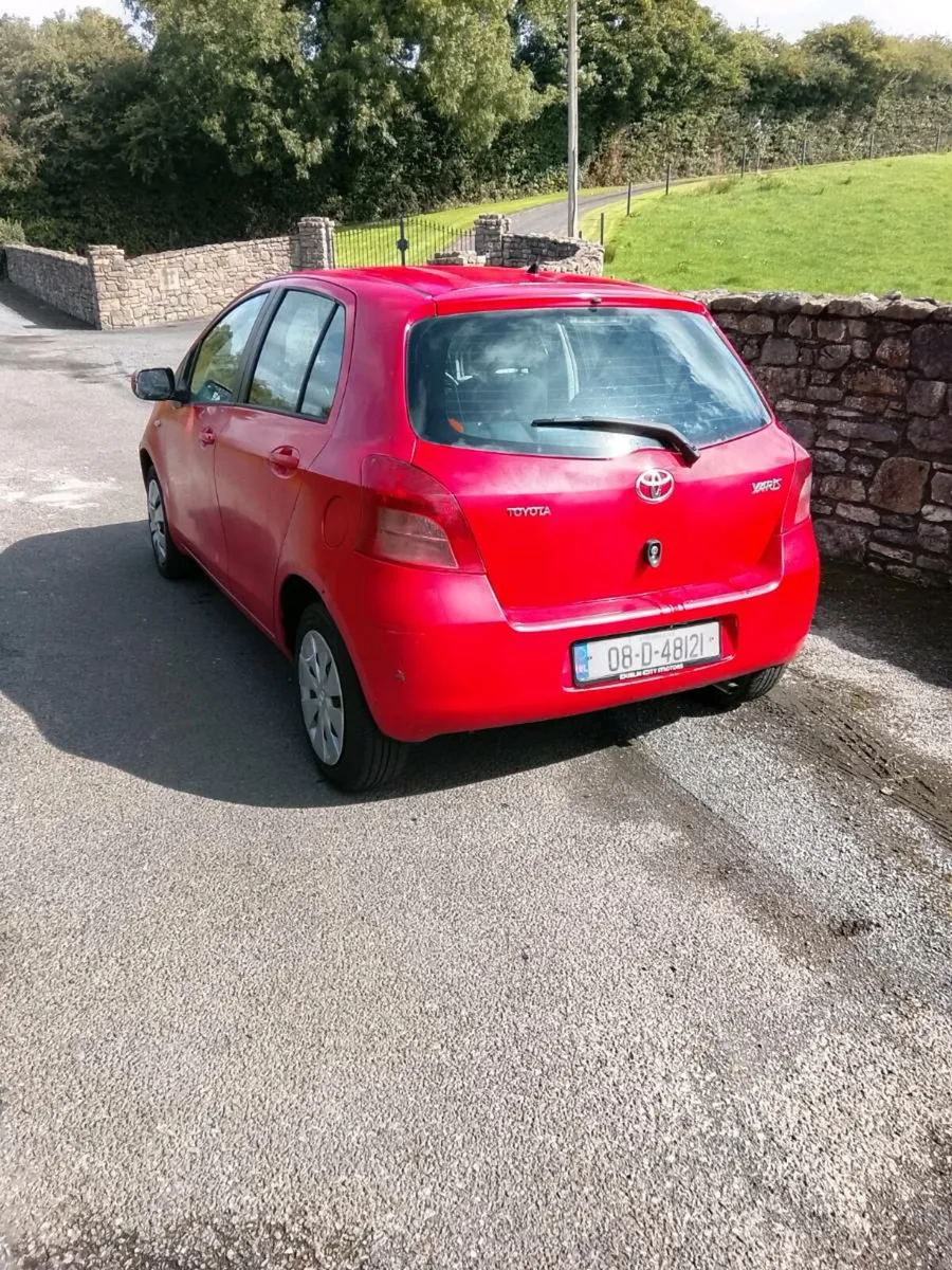 08 Toyota yaris - Image 3