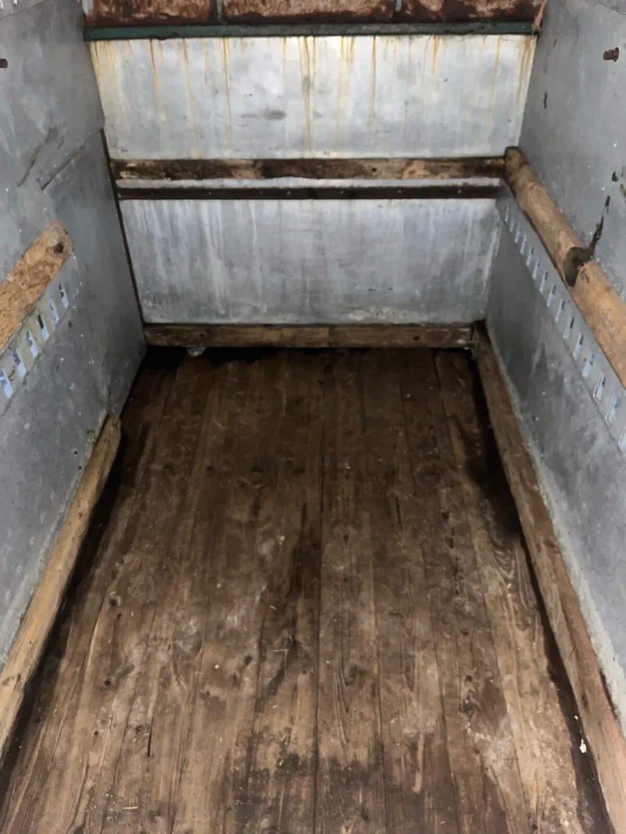 Two cow trailer - Image 4