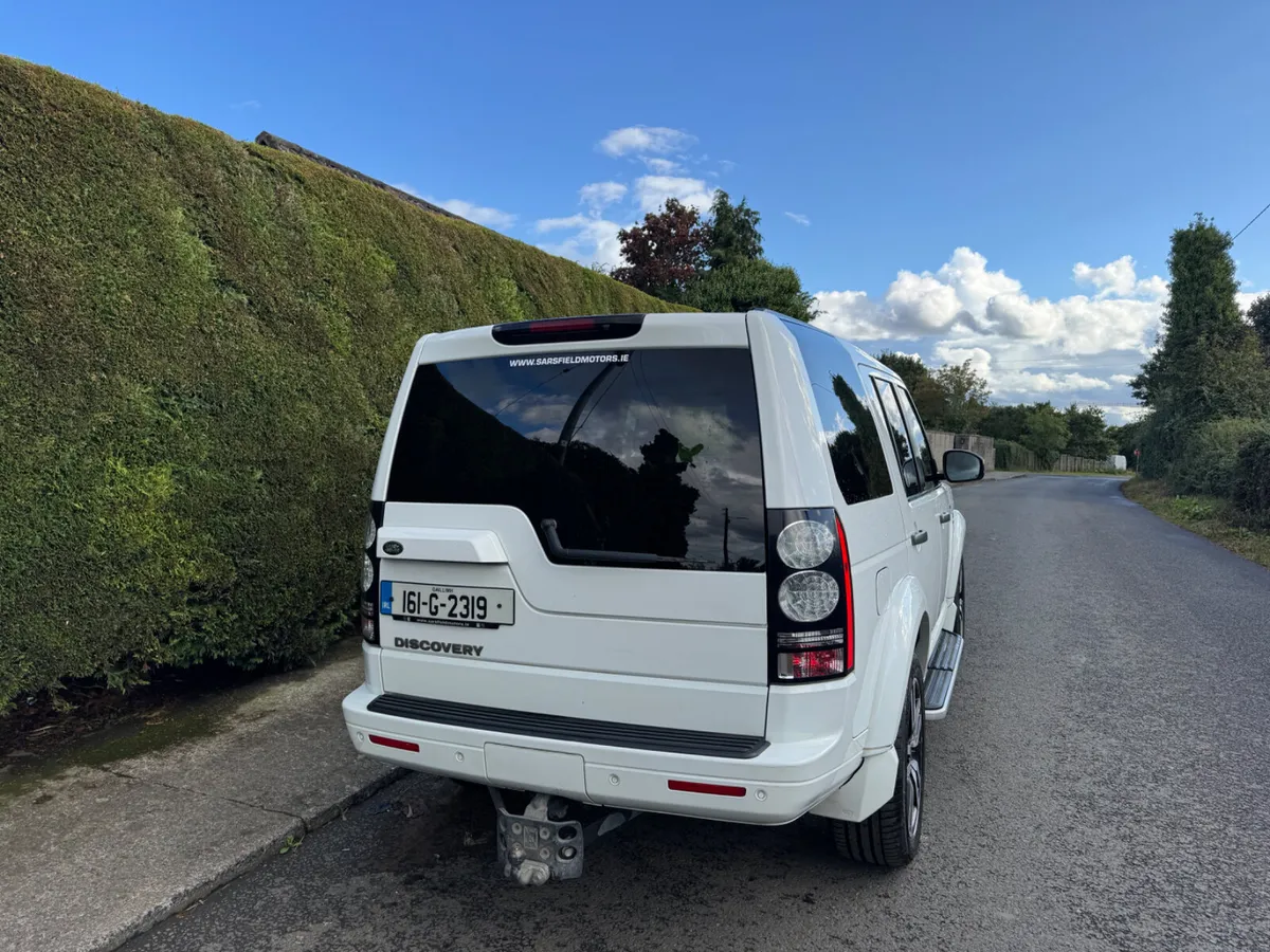 Land Rover discovery 5 seater Crewcab - Image 4