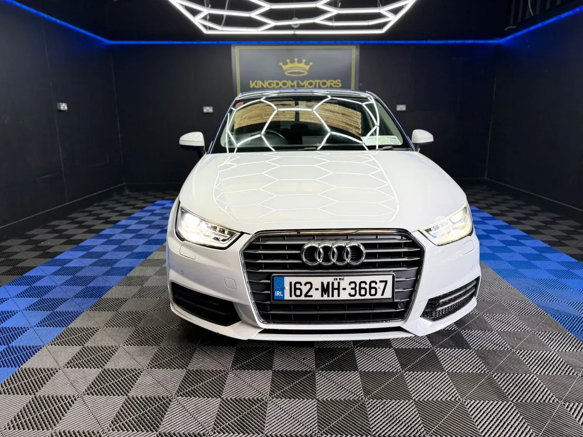 Audi A1,Automatic 1.0 petrol,LIKE NEW - Image 4