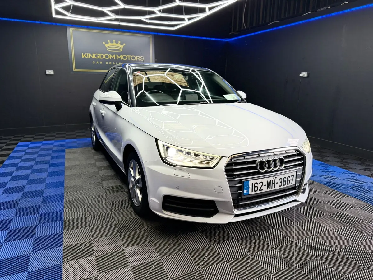 Audi A1,Automatic 1.0 petrol,LIKE NEW - Image 3
