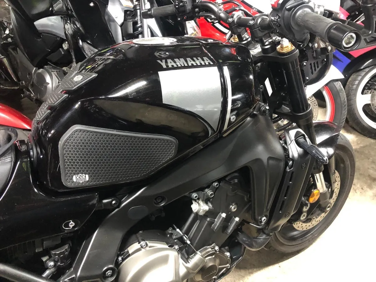 YAMAHA xsr 900 2024 - Image 2