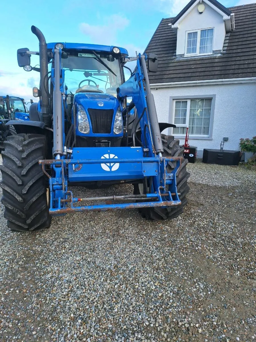 Tractor - Image 4