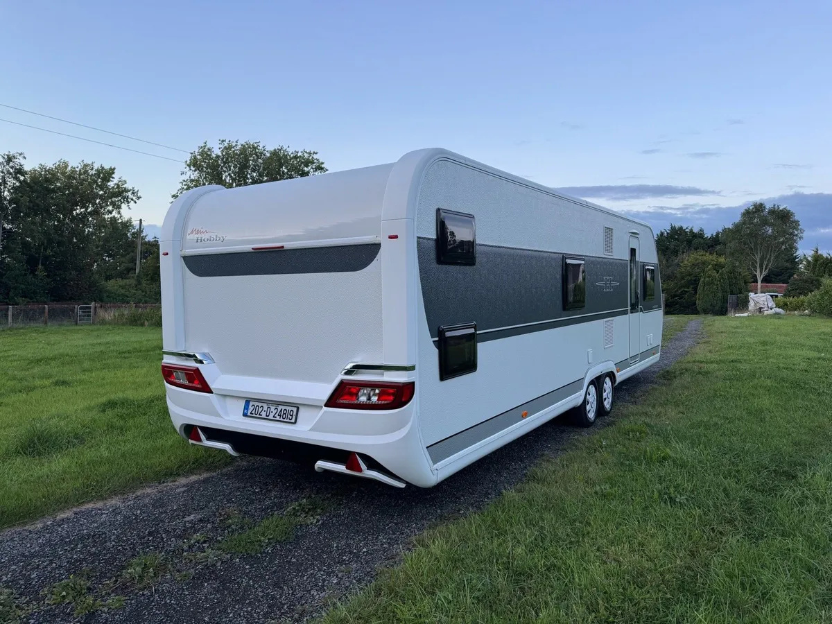2022 HOBBY Prestige 720 kwfu - Image 3