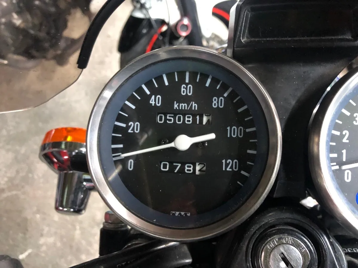 Suzuki  Gn 125  2018 - Image 2