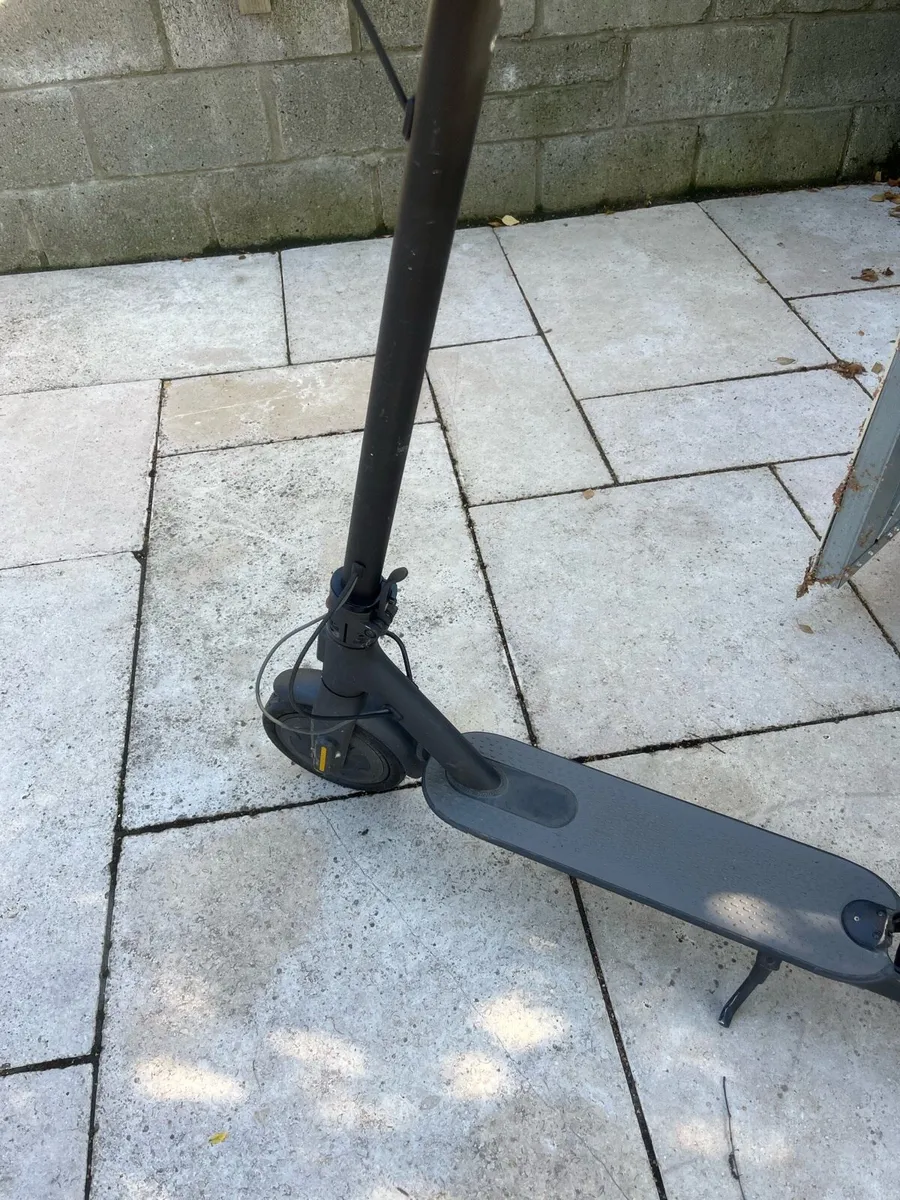 Electric scooter - Image 4
