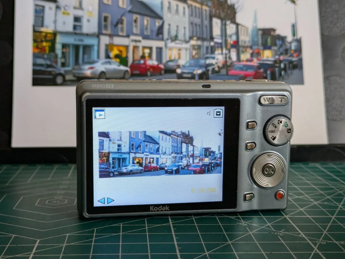 Kodak CCD🌈 compact digital camera - Image 4