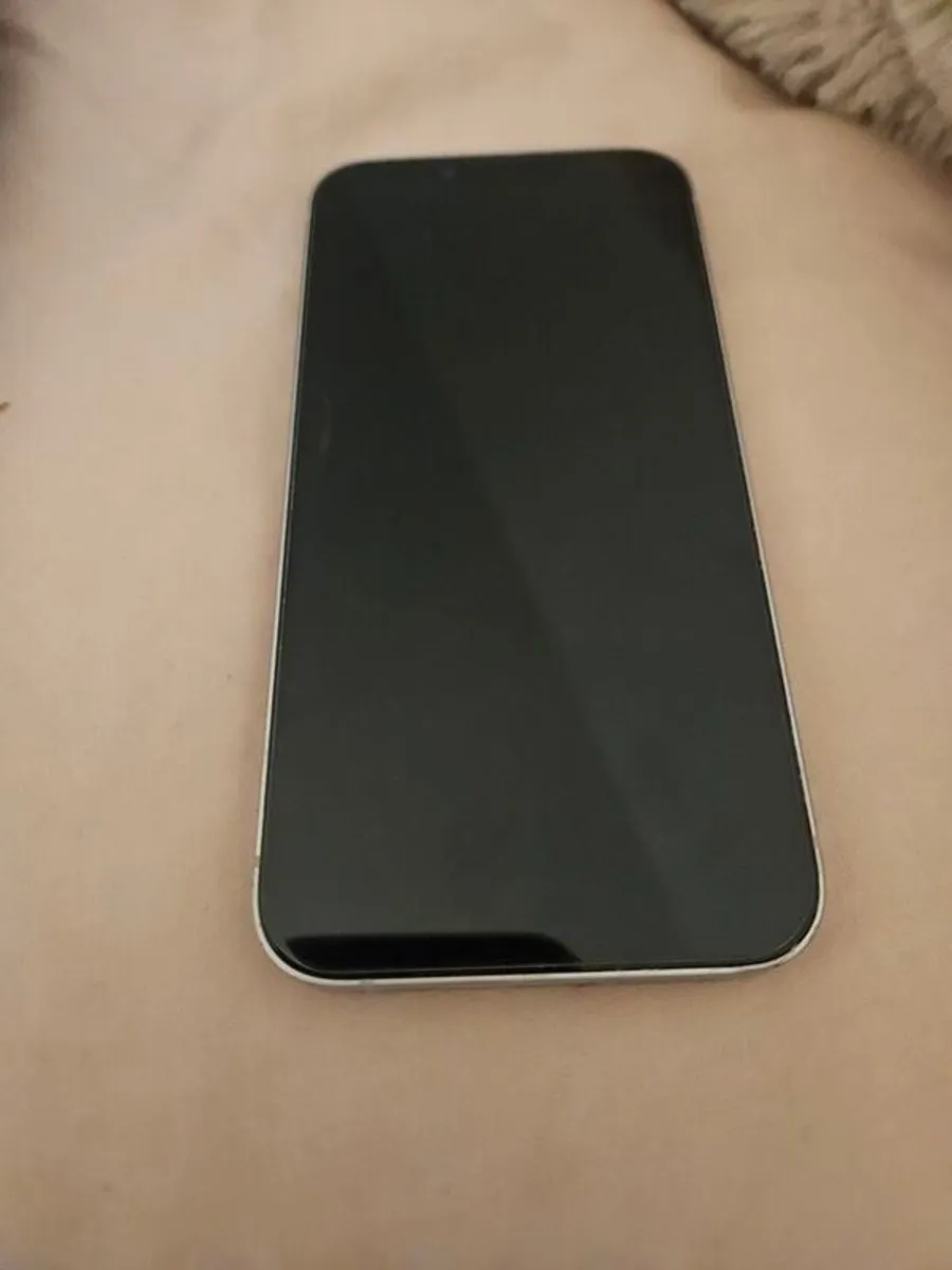 Iphone 15 - Image 1