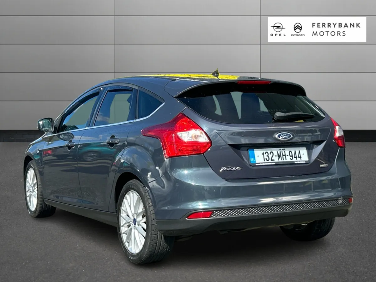 Ford Focus 1.0 ECOBOOST ZETEC 100PS 5DR - Image 4