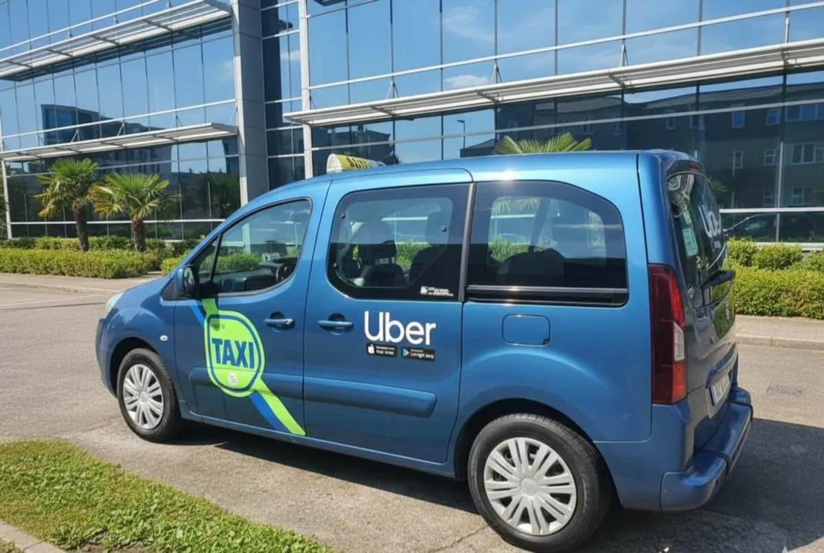 Peugeot Partner Taxi - Image 1