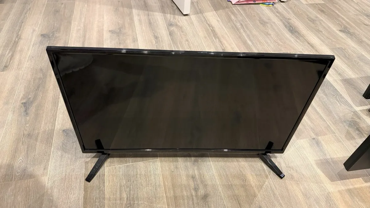 Electriq 32" HD Led Tv Eiq-32ht2 - Image 3