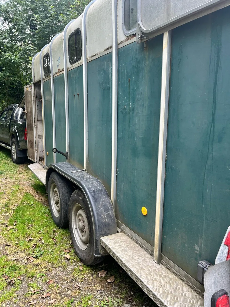 4 horse box for sale - Image 2