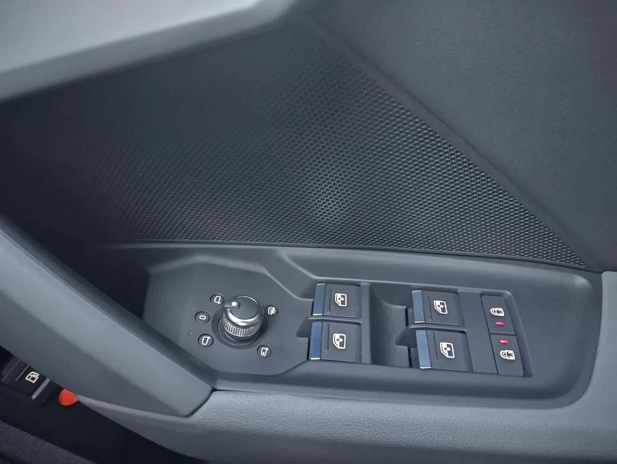 Audi A3 Sportback Advanced 40TFSI - Image 3