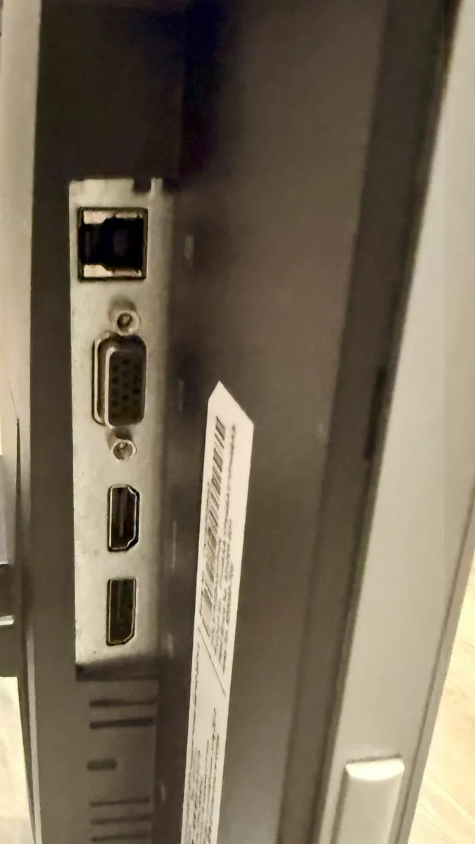 HP E233 23" Computer Screen PC Monitor - Image 2