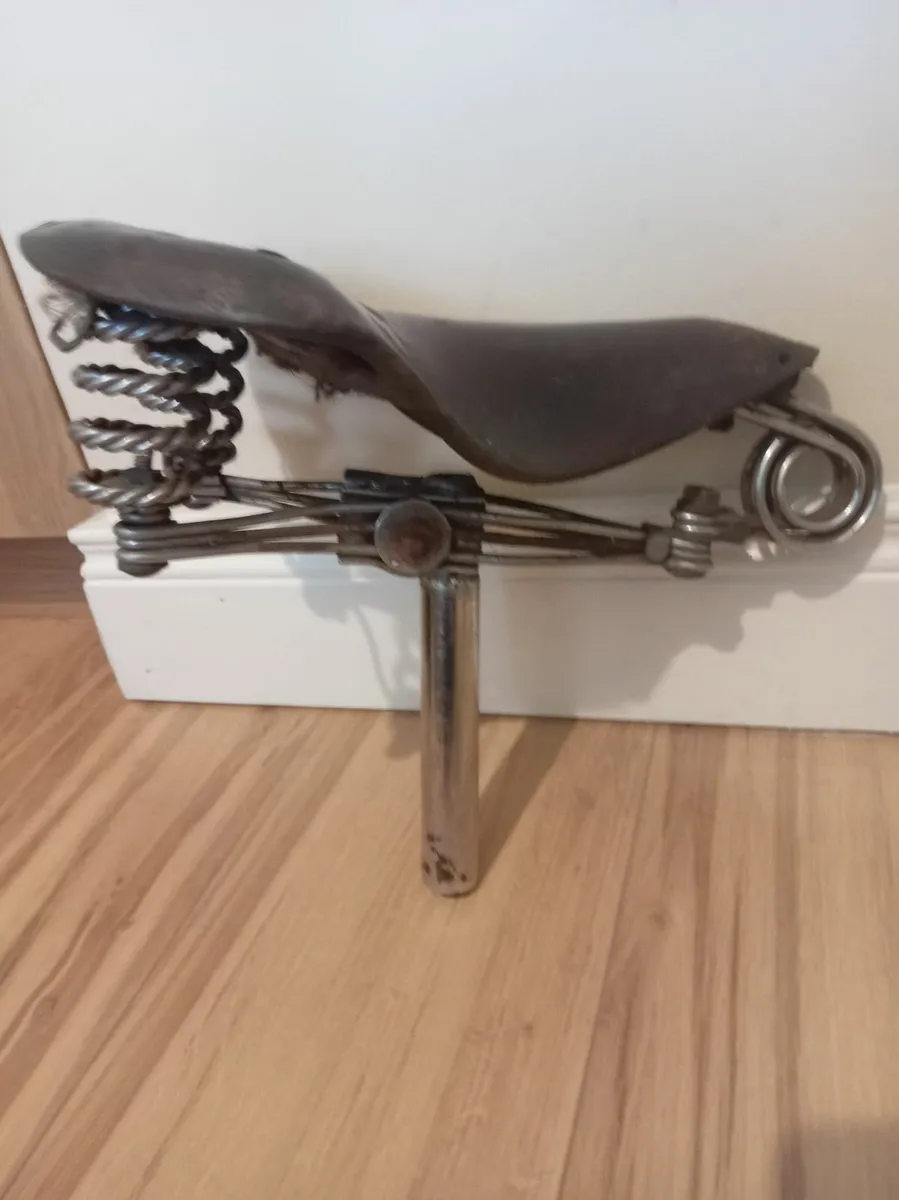 Antique saddle