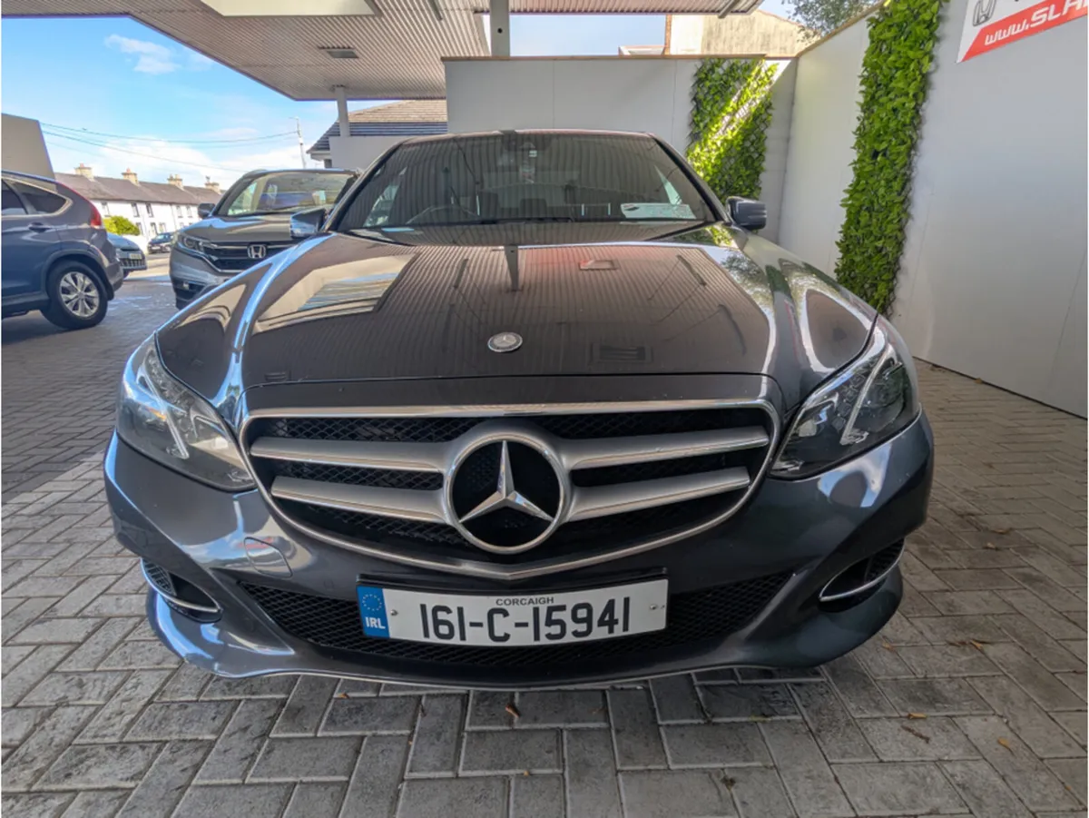 Mercedes-Benz E-Class 220 CDI BLUETEC SE 4DR AUTO - Image 2