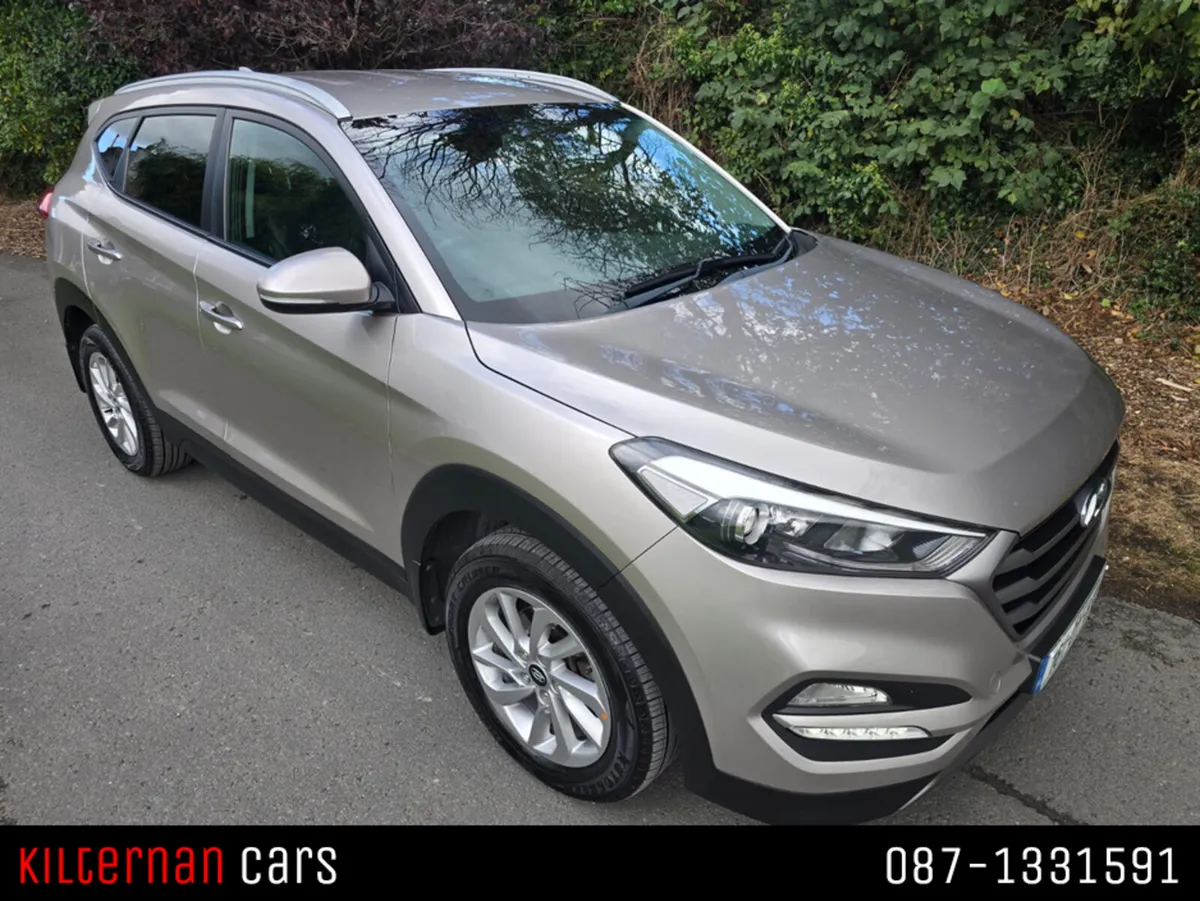 Hyundai Tucson 4WD EXECUTIVE 5DR AUTO - Image 2