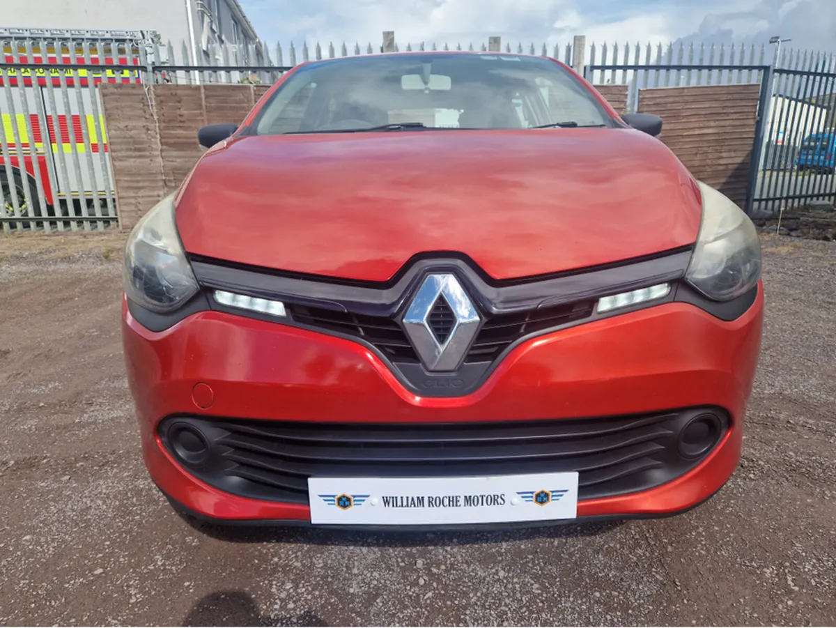 Renault Clio IV EXPRESSION 1.5 DCI 90 4DR - Image 3