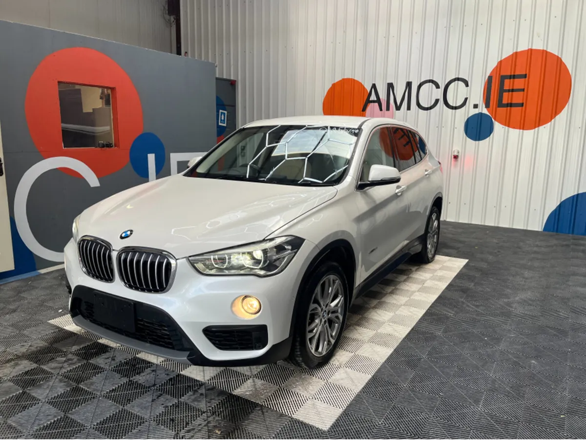 BMW X1 1.5 PETROL / 36k KMs / HEATED SEATS , REVER - Image 3