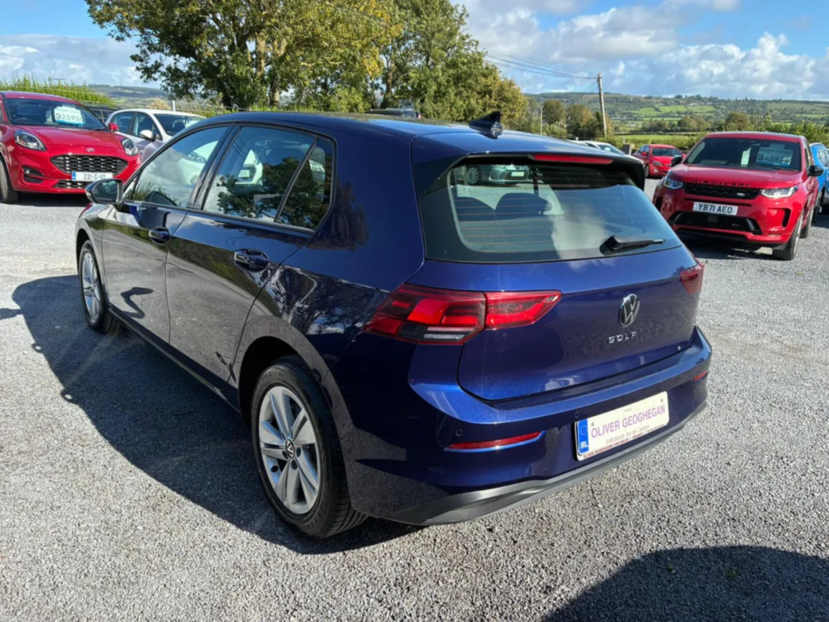 Volkswagen Golf LIFE 2.0 TDI - Image 3