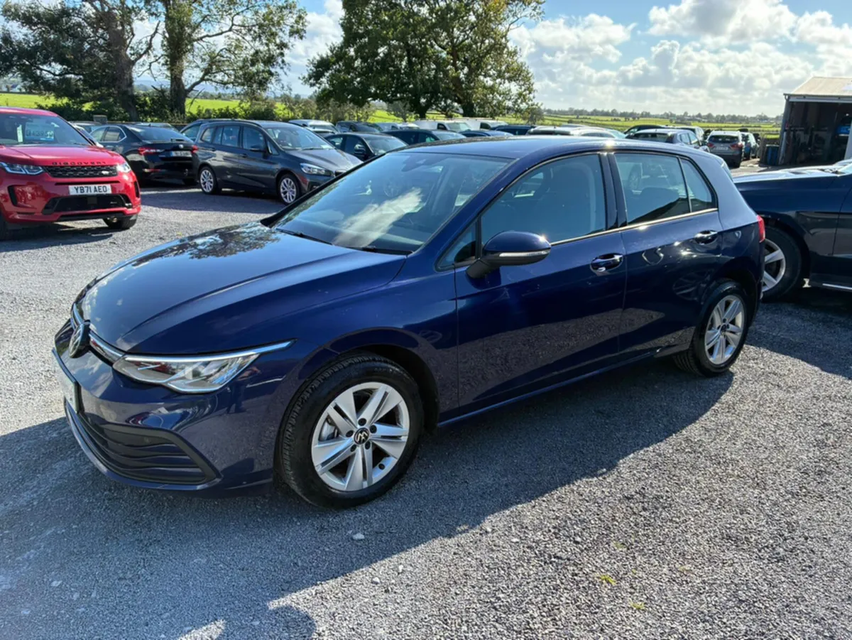 Volkswagen Golf LIFE 2.0 TDI - Image 4