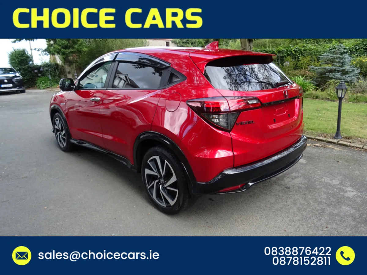 Honda Vezel 1.5 AUTO HYBRID RS MODEL - Image 3