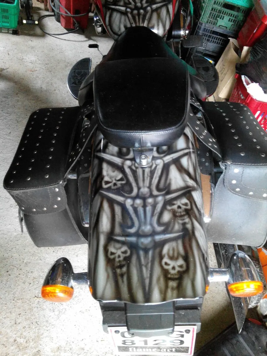 Suzuki Intruder Custom - Image 3