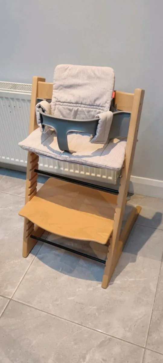 Stokke Tripp Trapp chair with accessories - Image 1