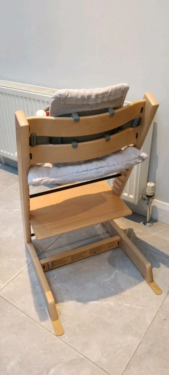 Stokke Tripp Trapp chair with accessories - Image 4