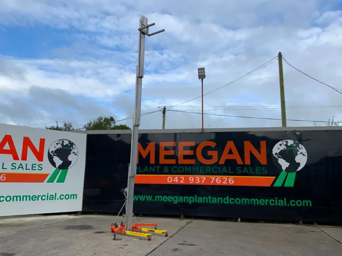 2018 SUMNER 2124 MATERIAL LIFT / HOIST.....916t. - Image 2