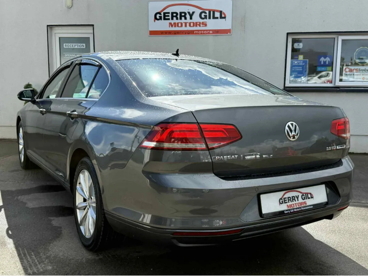 Volkswagen Passat 2.0 TDI SE BUSINESS BLUEMOTION 1 - Image 4