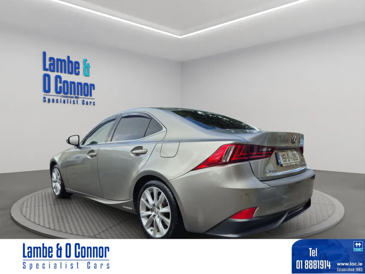 Lexus IS 300 H EXECUTIVE EDITION *** SELF CHARGING - Image 4
