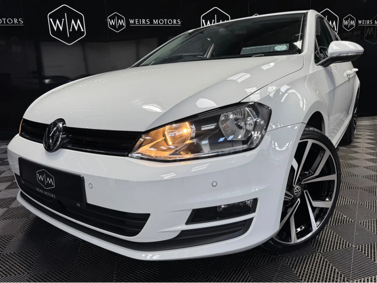 Volkswagen Golf 1.2 TSI MANUAL 6SPEED FWD 5DR 110H - Image 3