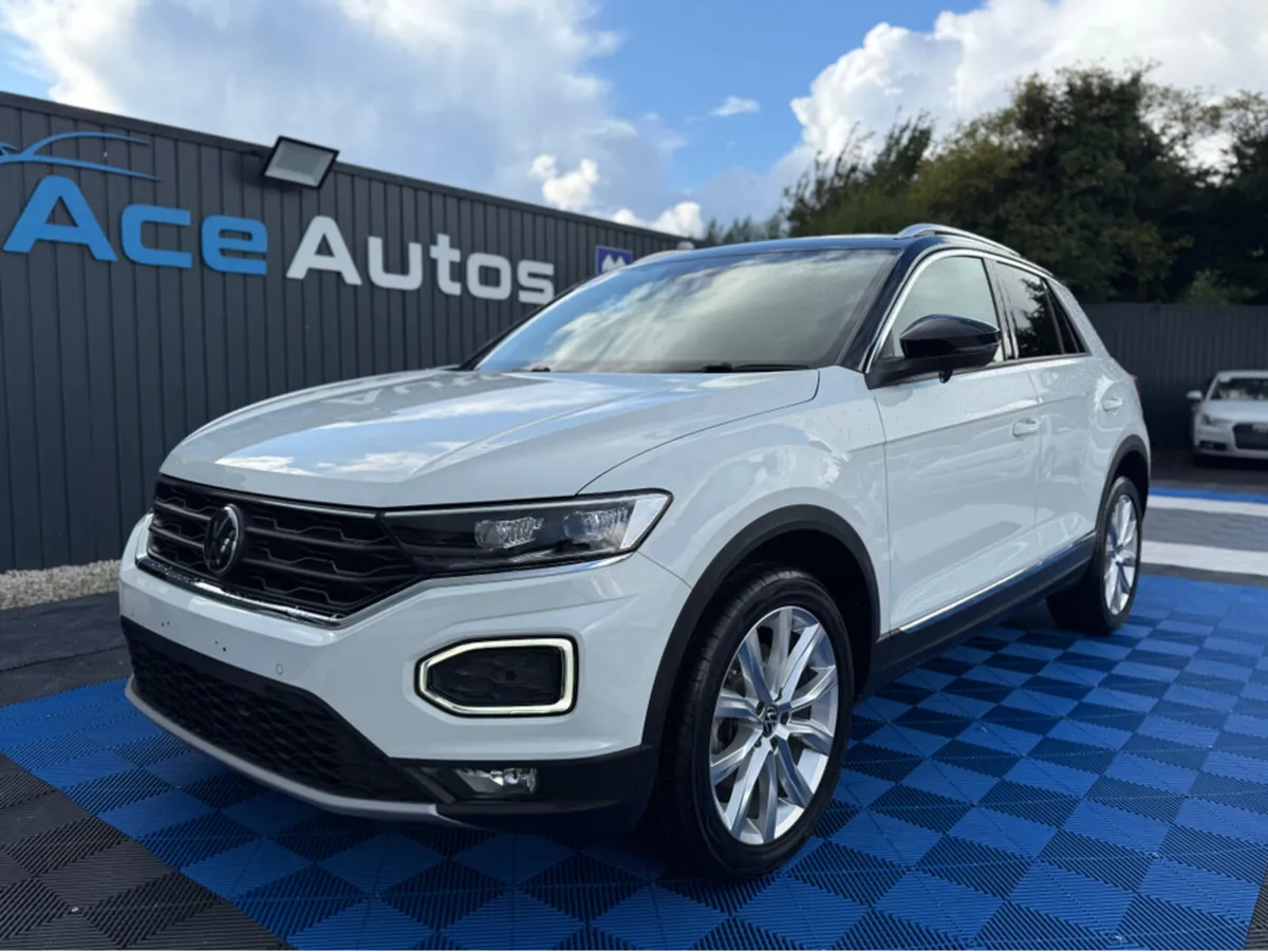 Volkswagen T-Roc SPORT - 2.0L DIESEL - AUTO - 12M - Image 2