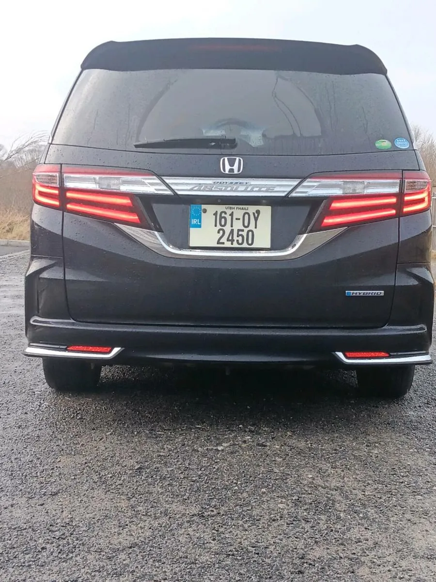 HONDA ODYSSEY HYBRID 2.0L 8 SEATER - Image 2