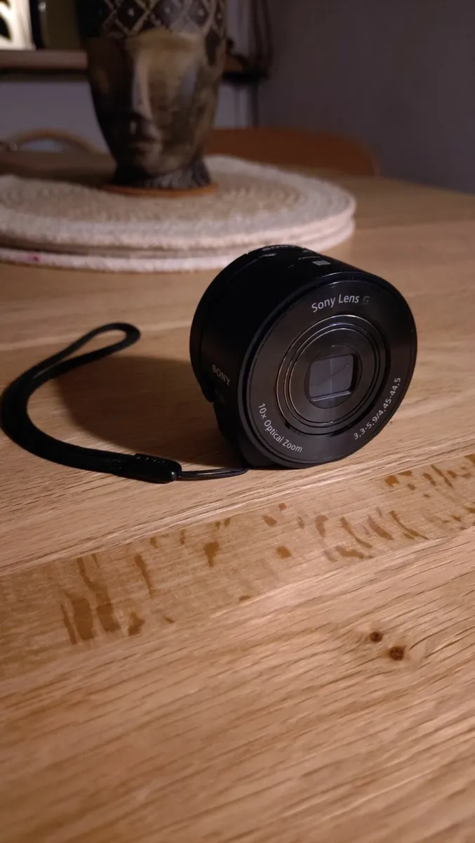 Sony Cybershot DSC QX10 Camera - Image 3