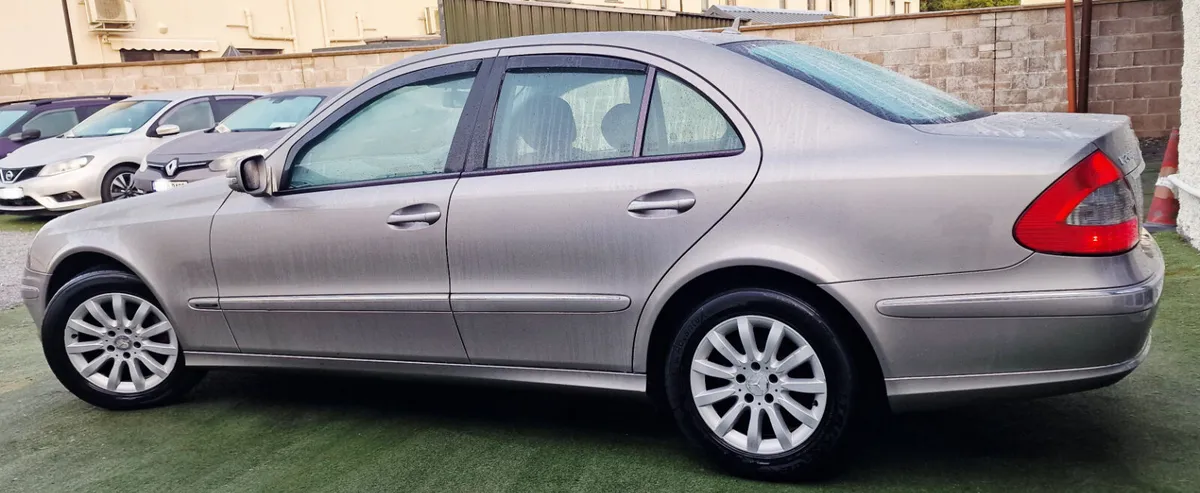 Mercedes-Benz E-Class E200 Auto Elegance Nct Tax - Image 3