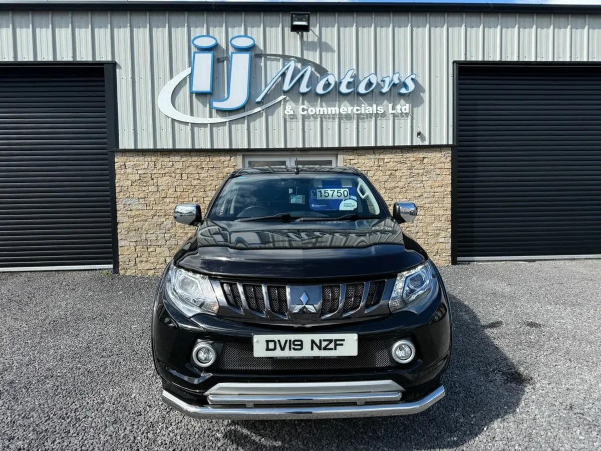 19 MITSUBISHI L200 BARBARIAN 2.4 DI-D 178 BHP - Image 2