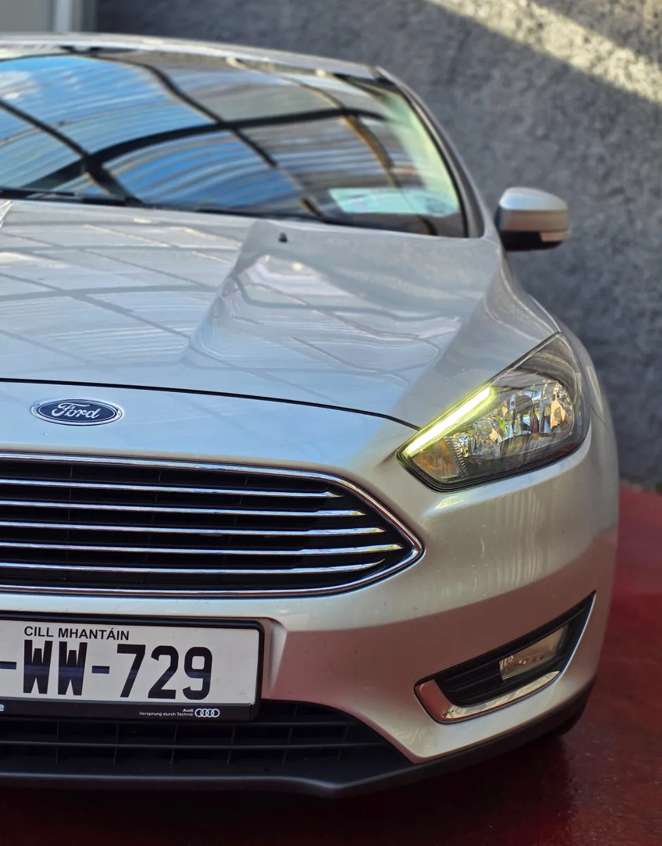 2018 Ford Focus Titanium diesel ~ full option - Image 2